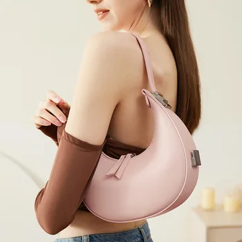 2022 нова хипстерская чанта за малко момиченце от телешка кожа, чанта във формата на полумесец, чанта за подмишниците, чанта във формата на полукръгла на луната, чанта на едно рамо за жени