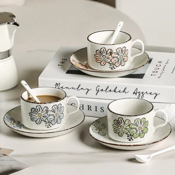 Керамична чаша с ръчно рисувани под формата на Цвете в европейски стил, за Домакинството, Лесно моющийся, огнеупорни Набор за приготвяне на кафе, следобеден чай и Чинии