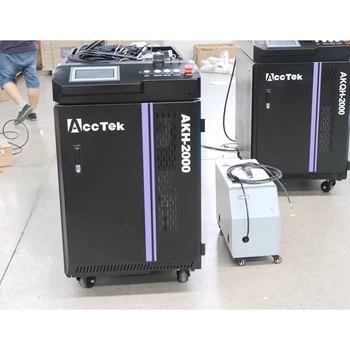Оптични лазерни заваръчни машини AKH-2000 Преносим ръчен лазерен заварчик 2000 W Стомана, метал