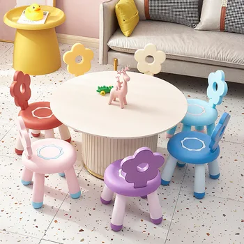 Столове с пластмасова облегалка за деца, прости уроци столове, малки столове, маси и столове